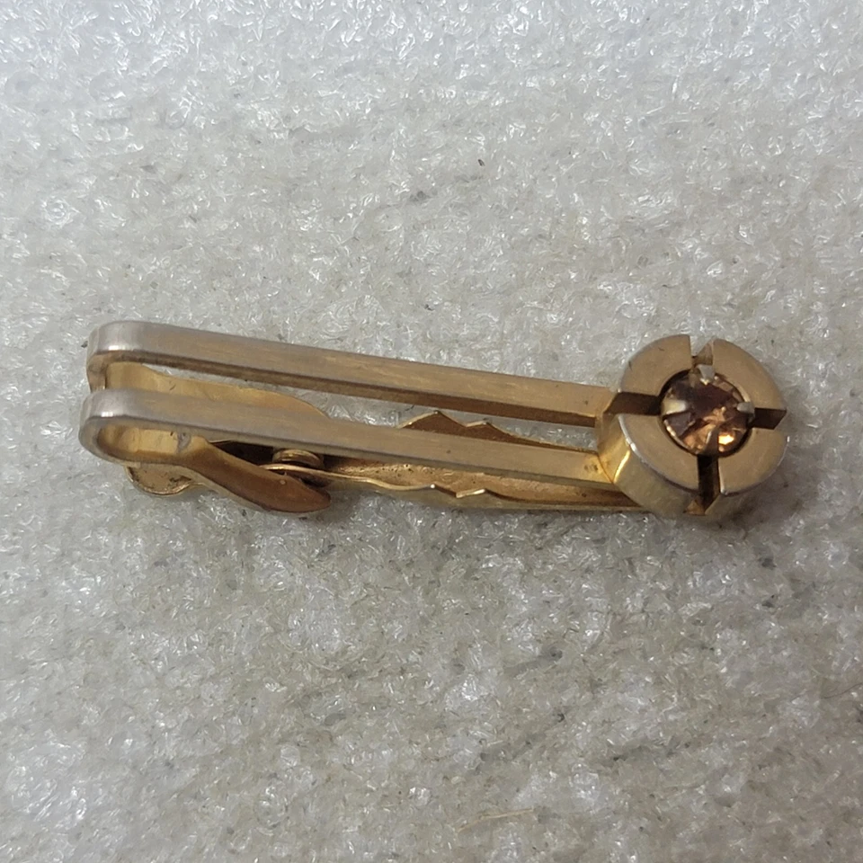 Clip de barra de corbata Swank vintage en tono dorado rectángulo con círculo color ámbar gema Foto 2 de 4