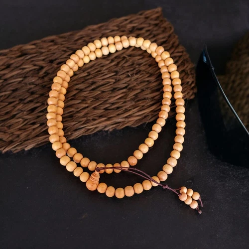 Max Bee sandalwood mala