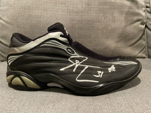Zapatos Shawn Marion Autografiados Firmados Y 1 Talla 14 - Imagen 2 de 11
