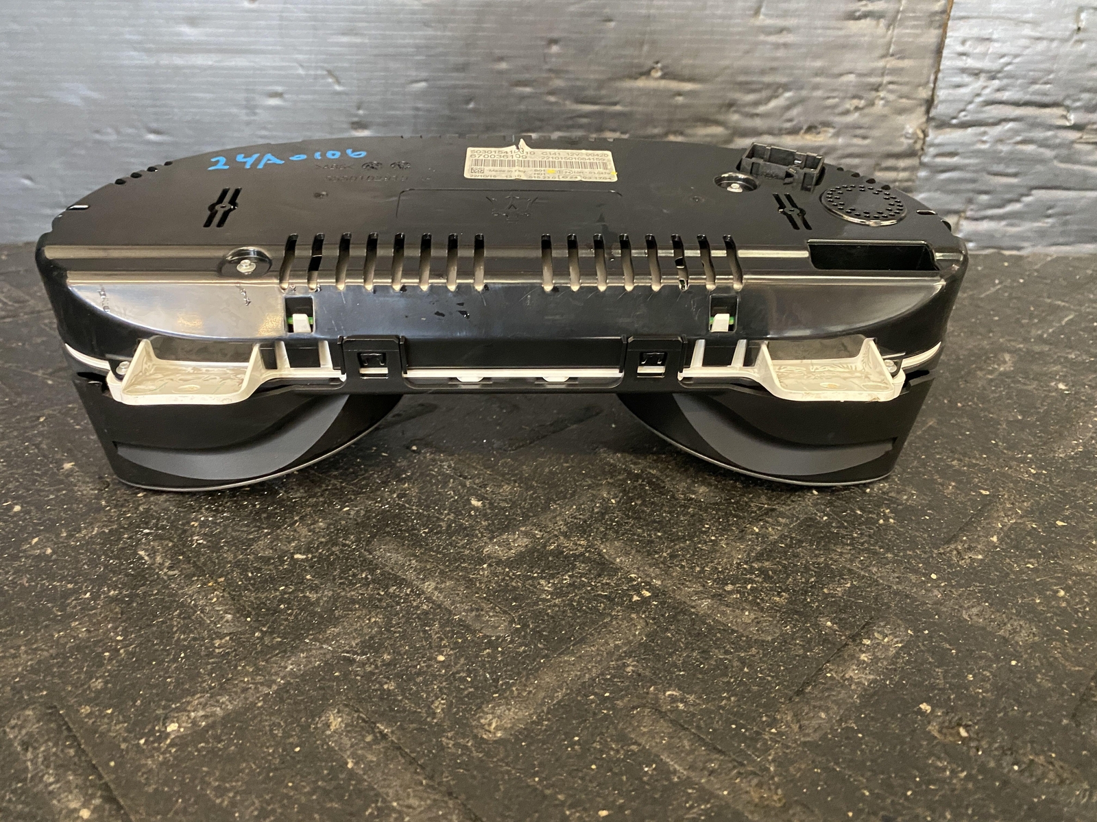 14-17 MASERATI GHIBLI SPEEDOMETER INSTRUMENT GAUGE CLUSTER 97,187 MILE 670036109