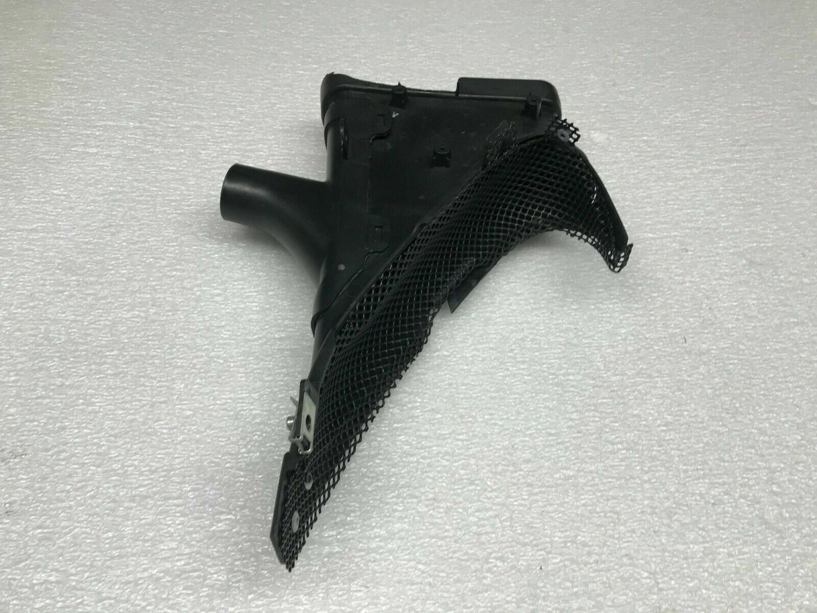 FERRARI 488 PASSENGER RIGHT FLANK SCOOP AIR INLET DUCT OEM 87196900