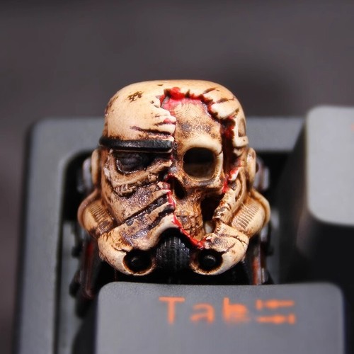 Star Wars Skeleton Keycap Personalized Transparent Resin Cross Axis Pendant - Picture 4 of 7