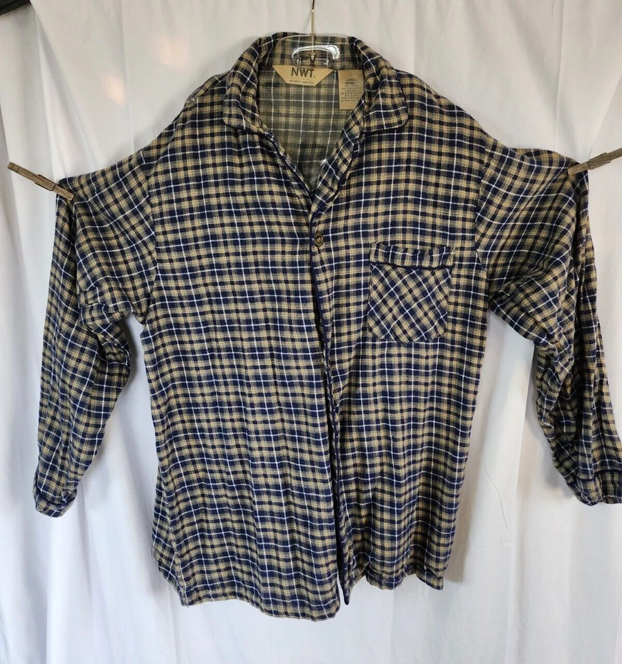 Northwest Territory Naturals Men's L button flannel plaid pajamas top & bottom - Image 2 of 4