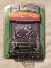 Greenlight Muscle Car Garage Custom 1989 Firebird Trans Am   1/64