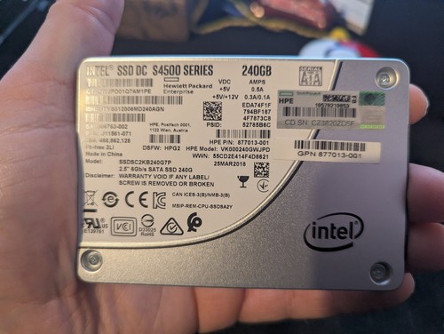 HPE Intel SSD DC S4500 240GB SSDSC2KB240G7P 2,5'' 6Gb/s SATA Solid State Drive