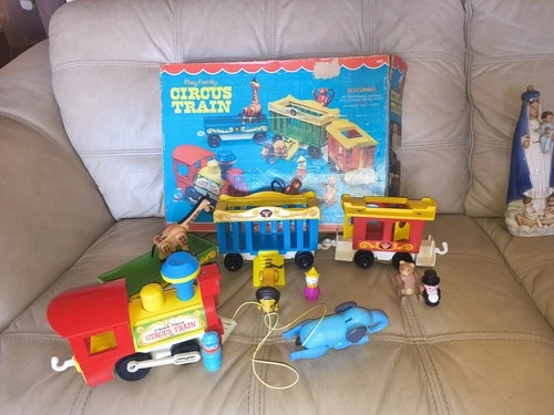 COMPLETE #991 PLAY FAMILY CIRCUS TRAIN W/ BOX VINTAGE FISHER PRICE LITTLE PEOPLE