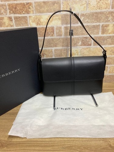 BURBERRY Leather One-Shoulder Bag Black Authentic Crossbody Handbag Excellent C