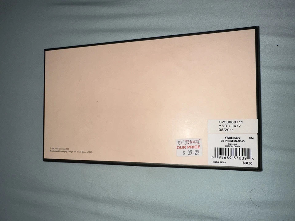 Fundas de silicona Juicy Couture para iPhone 4 - Lote de 2 (embalaje original) Foto 4 de 4