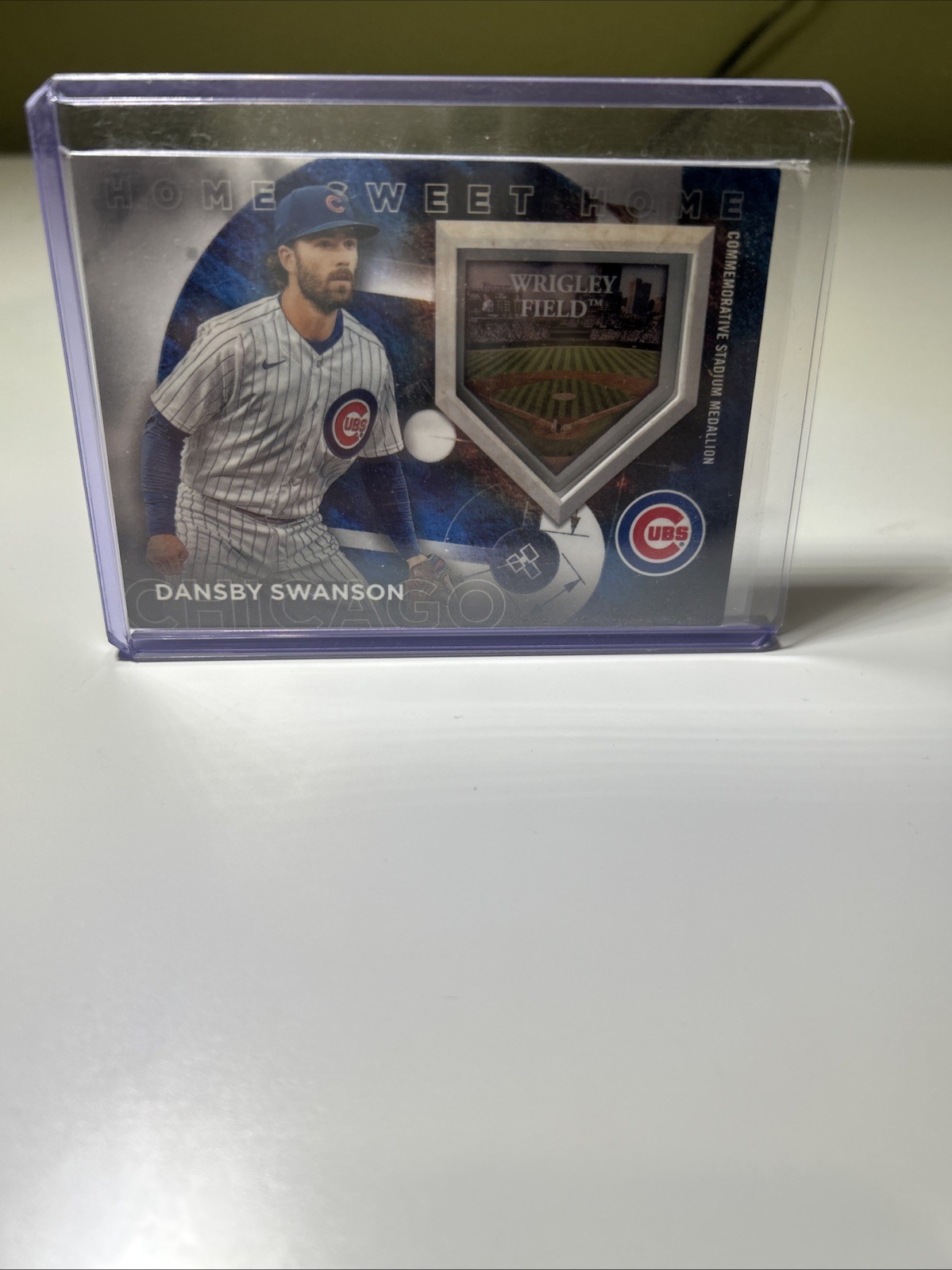 Dansby Swanson 2024 Topps Commemorative Stadium Medallion /299