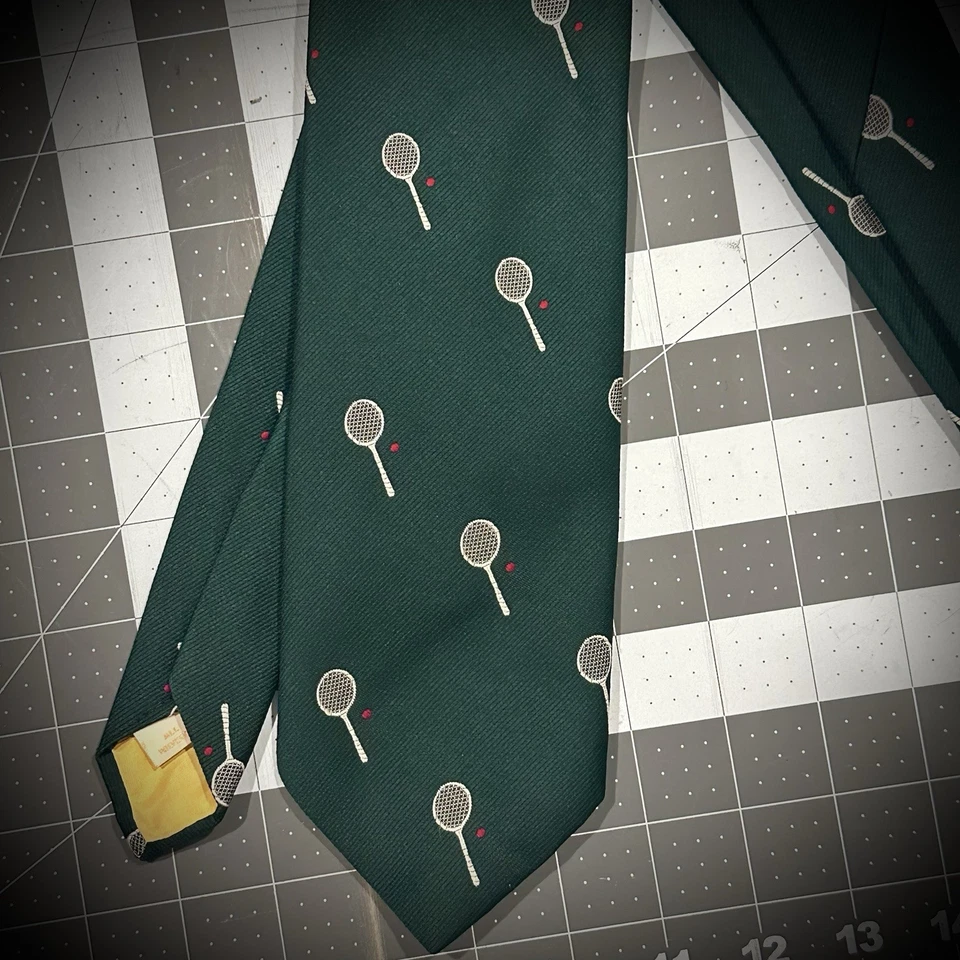 Preppy 复古 Mid Century RB 风格网球猎人绿色 100% 聚酯纤维领带 — 第 3/4 张图片