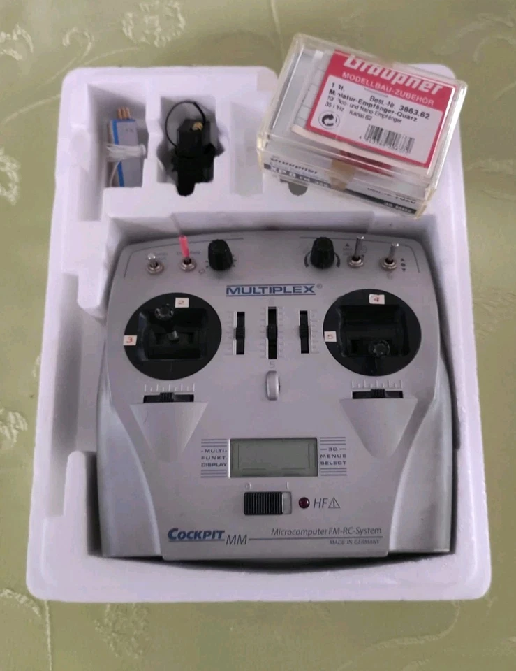 Multiplex Cockpit MM 35Mhz, mit drei 35 Mhz Empfängern - Bild 3 von 4