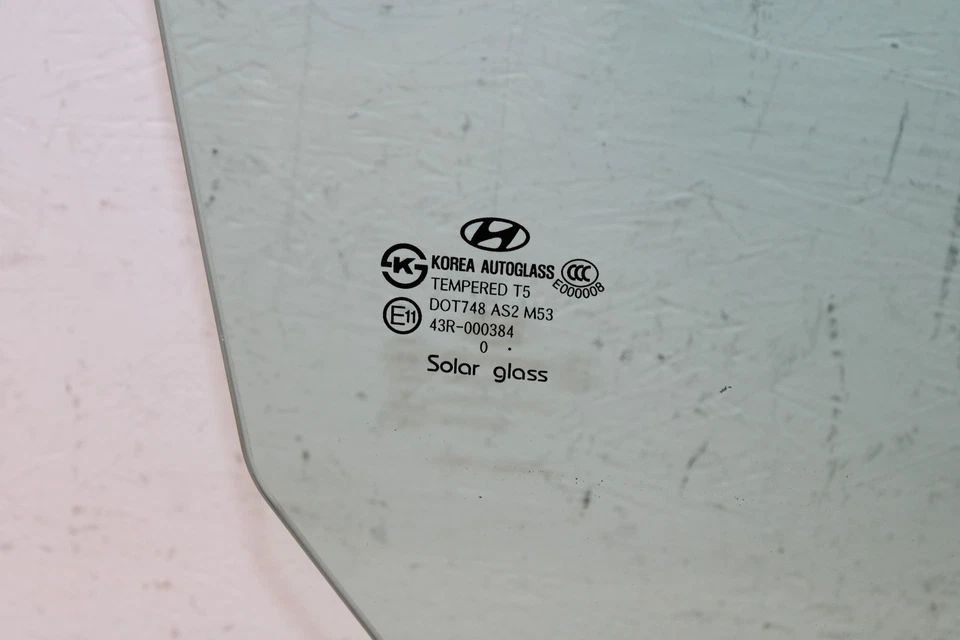 Hyundai Genesis 2010-2016 cupé puerta pasajero derecho vidrio OEM LR16 Foto 2 de 4