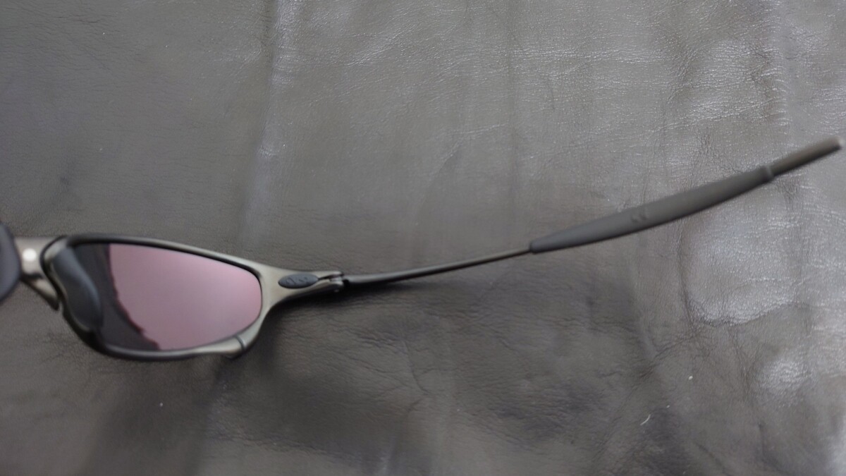 Oakley X-Metal Juliet Carbon O.C.E Sunglasses w/ Box, Manual Oakley X-Metal Juliet Carbon O.C.E Sunglasses w/ Box, Manual
