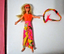 MATTEL VTG ROCK FLOWERS HEATHER 1166 6" DOLL SCARF GLASSES SHOES 1