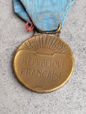 Médaille D'honneur Education Physique - Pax Et Labor - République Française N°55