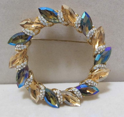 Blue & Beige Marquise Crystals Pave Rhinestones 2-3/8” Wreath Circle Brooch Pend - Picture 5 of 10