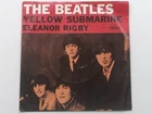 THE BEATLES ORIG 1966  USA  45   ELEANOR RIGBY    YELLOW SUBMARINE