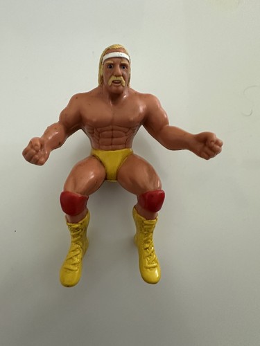 HULK HOGAN WWF LJN TITAN WRESTLING FIGURE 1985 THUMB WRESTLER 4.5” - Picture 1 of 3