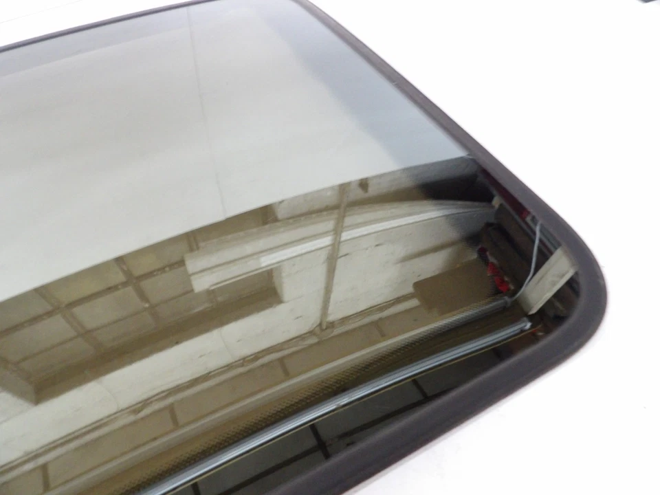 Mitsubishi Eclipse 1995-1999 techo corredizo vidrio MB914231 techo corredizo OEM Eagle Talon Foto 3 de 4