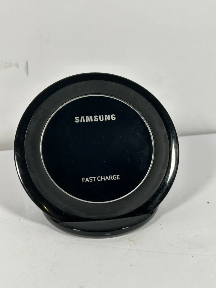 Samsung EPNG930 Qi Wireless Charging Stand for Galaxy S8 - Black - Image 2 of 4