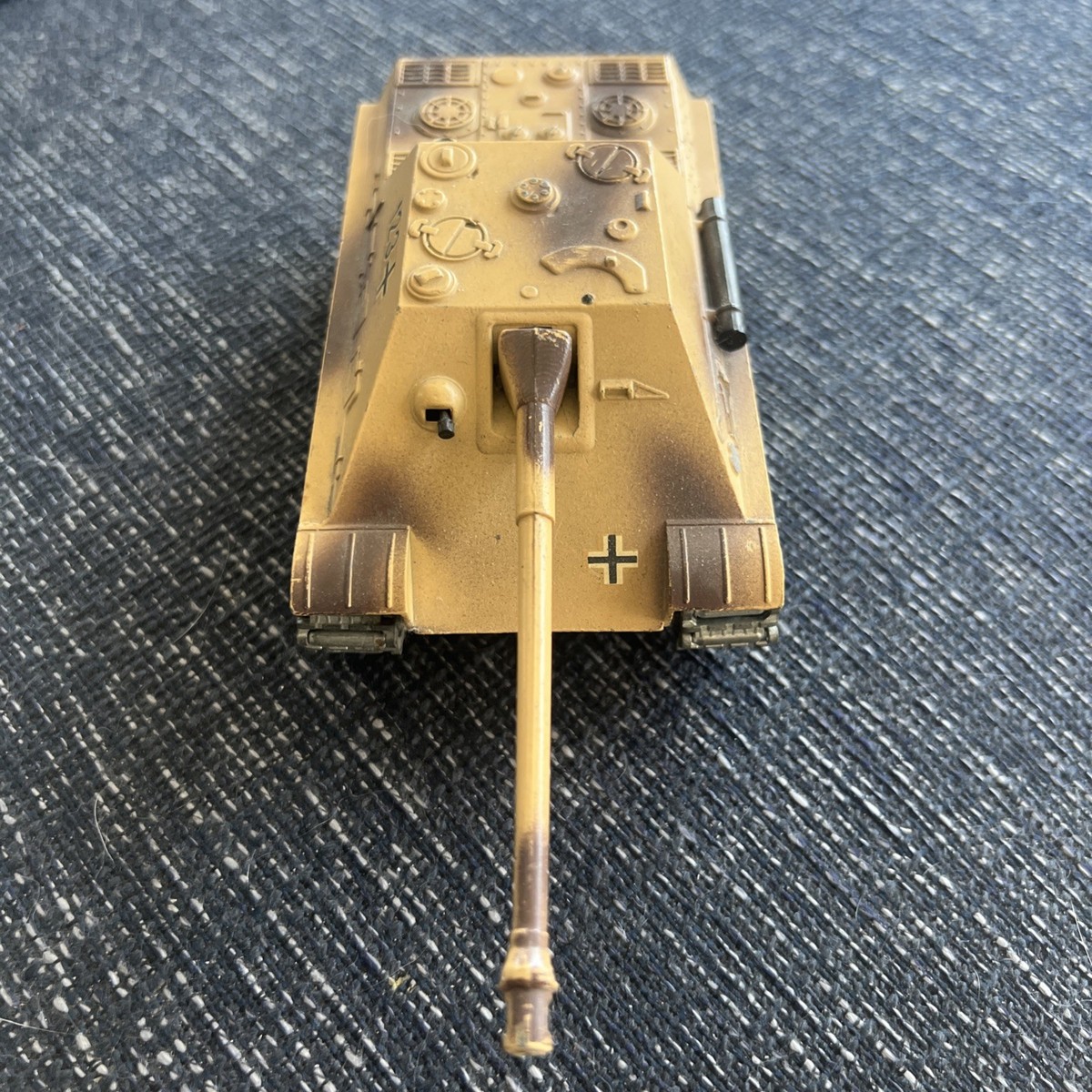Char Jagdpanther Solido N°228 - Échelle 1/43 - Blanc - Collection