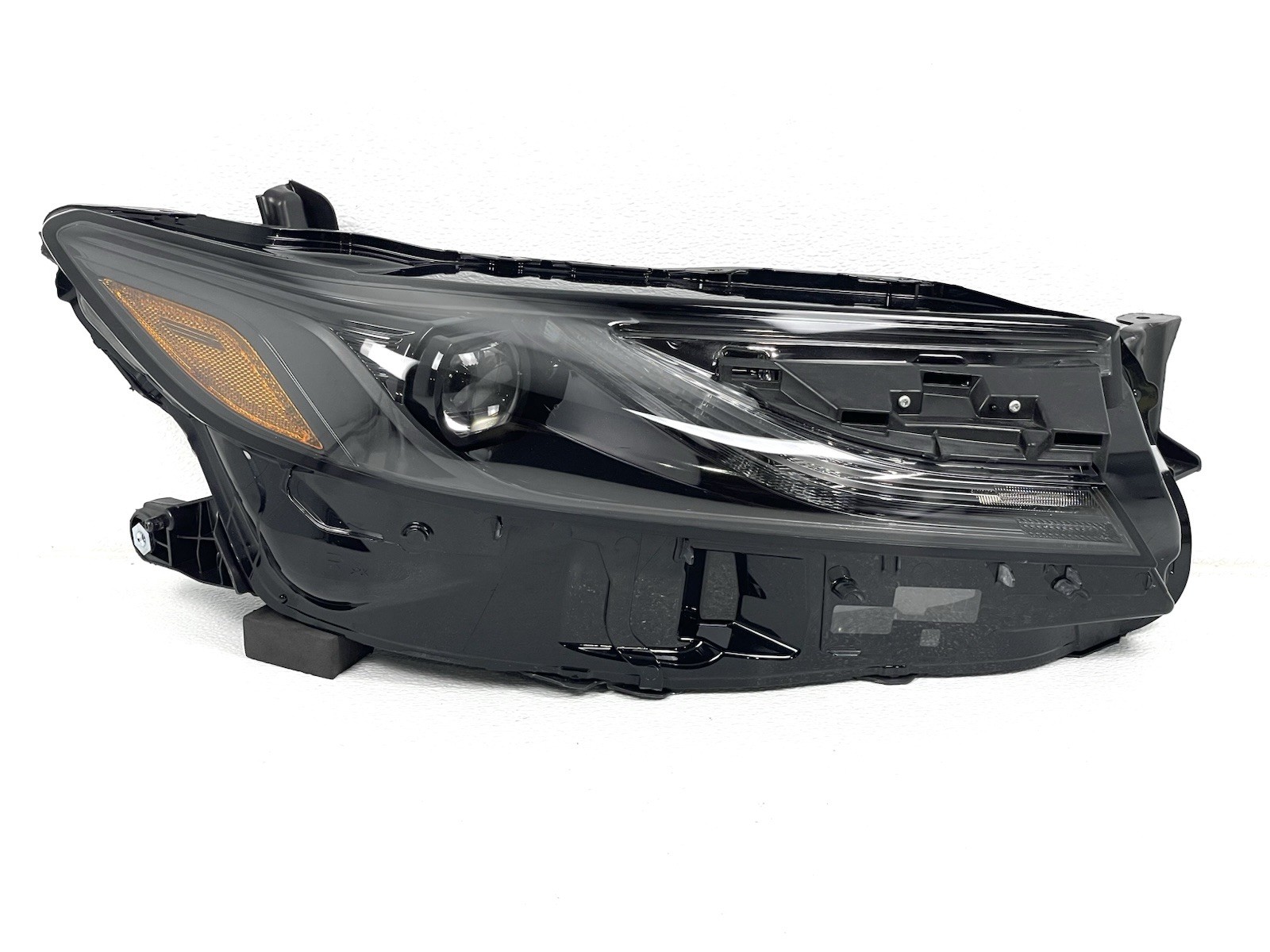 NICE!! 2025-2026 TOYOTA CAMRY LED Right RH HEADLIGHT SINGLE PROJECTOR OEM