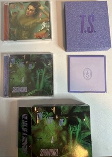 Taylor Swift The Life of a Showgirl Collector Box Set Sealed CDs Necklace