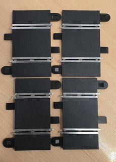Scalextric Sport Track 2 x C8200 2 x C8236 Short Quarter Straight Bundle