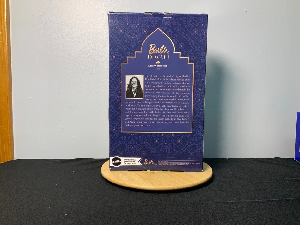 Barbie Signature Diwali Anita Dongre Barbie Mattel 2024 Foto 3 de 4