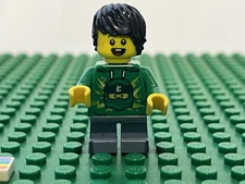 LEGOLAND Park Minifigure Boy with Black Hair Green Ninjago Hoodie LLP017