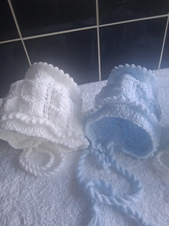 Sombrero/Gorros Tejido a Mano Bebé Niñas 0/3 Meses Totalmente Nuevo Foto 2 de 4