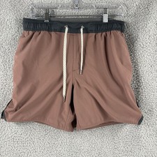 Vuori Kore Shorts Mens Small S Salmon Red Lined 7in Performance Drawstring V302