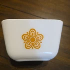 PYREX "Butterfly Gold" Small Refrigerator Dish, NO LID, 501 B 1.5 Cup Vintage