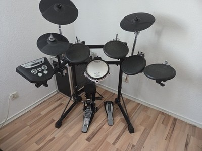 Roland TD-6V E-Drum Kit mit 8Pads, Kabelbaum, Netzteil & Anleitung und Zubehör 