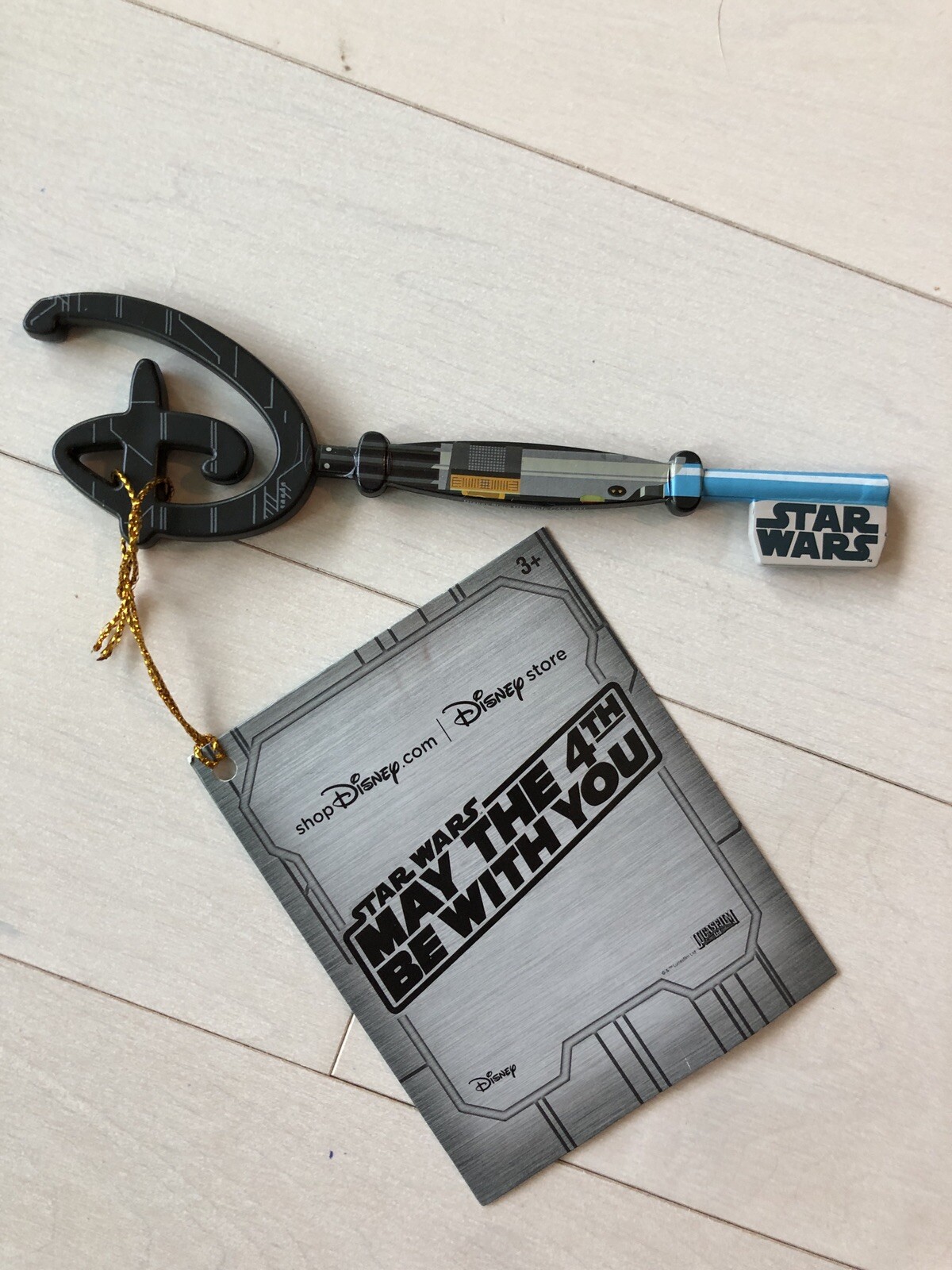Disney Star Wars May The Fourth Be With You Collectible Key 2020 New with Tag
