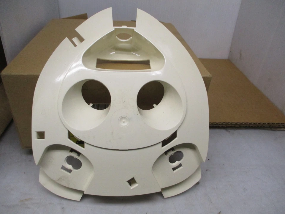 GM   22649662 Reading Lamp Housing 1995-2005 Chevrolet Cavalier - Image 4 of 4