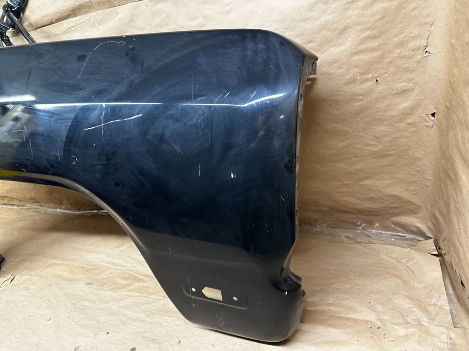 1981 - 1993 Dodge D150 D250 D350 Ramcharger Fender Front Right RH Side OEM Black Foto 4 de 4
