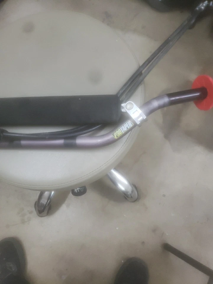 Barras cónicas Honda XR650L ProTaper y empuñaduras nuevas con barril de acelerador y cables Foto 2 de 4