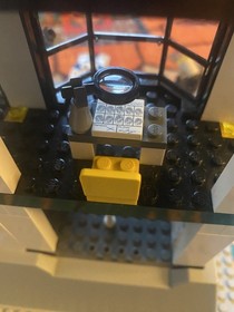 Vintage LEGO CITY: Police Station (7237) - 99% Complete With Minifigures Retired