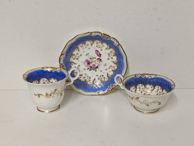 Antiker Grainger Worcester Pattn. 750x blau gemahlen vergoldet & geblümt 2 Tassen & Untertassen