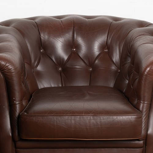 Pair, Vintage Dark Brown Leather Barrel Back Club Chairs, Denmark circa 1950-70 - Picture 3 of 8