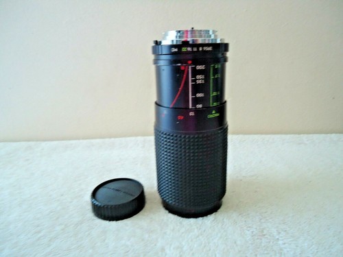 Vintage J C Penney MC Auto Zoom 1 : 39 No.84710506 80 - 200 mm Lens " GREAT ITEM