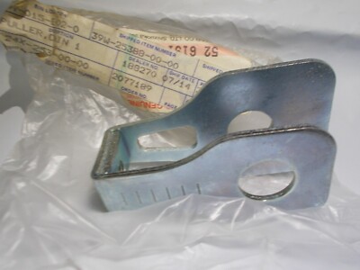 YAMAHA YZ125 MOTOCROSS CHAIN PULLER OEM NOS 39W-25388-00-00 (YAbin7)