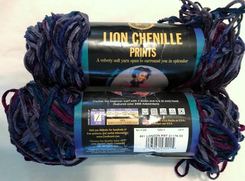 Lion Brand Chenille Prints Yarn Lot of 2 Skeins #401 London Prints - Picture 3 of 3
