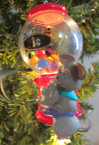 Hallmark Magic Ornament 1995 Goody Gumballs - Imagen 2 de 17