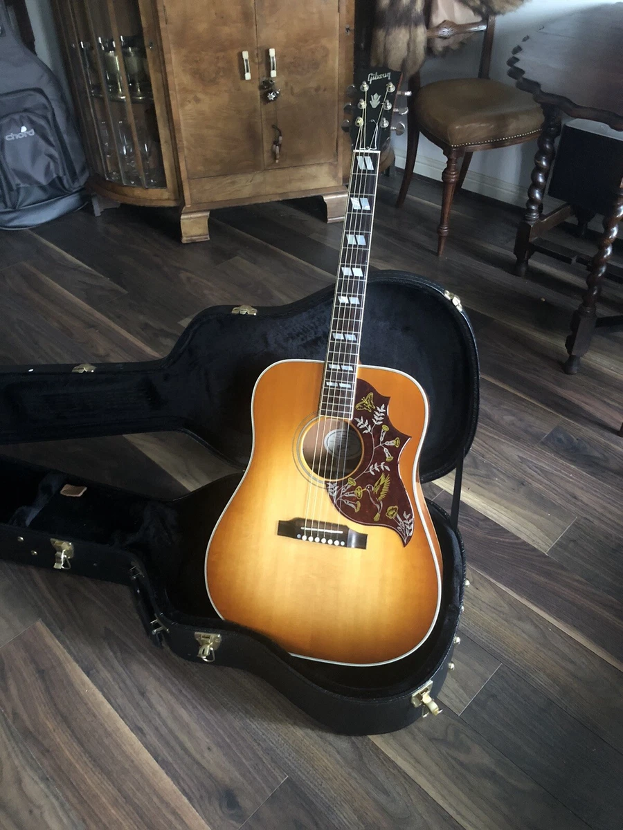 Gibson Hummingbird Heritage Cherry Sunburst 2015