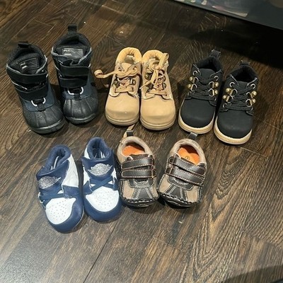 FIVE pairs of infant shoes. All size 3.
