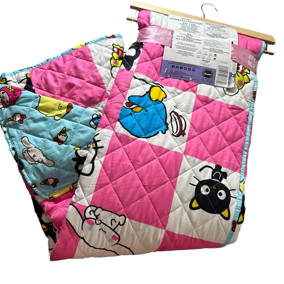 NWT Hello Kitty and Friends Twin Quilted Blanket 60"X90" Pink - Image 3 of 4