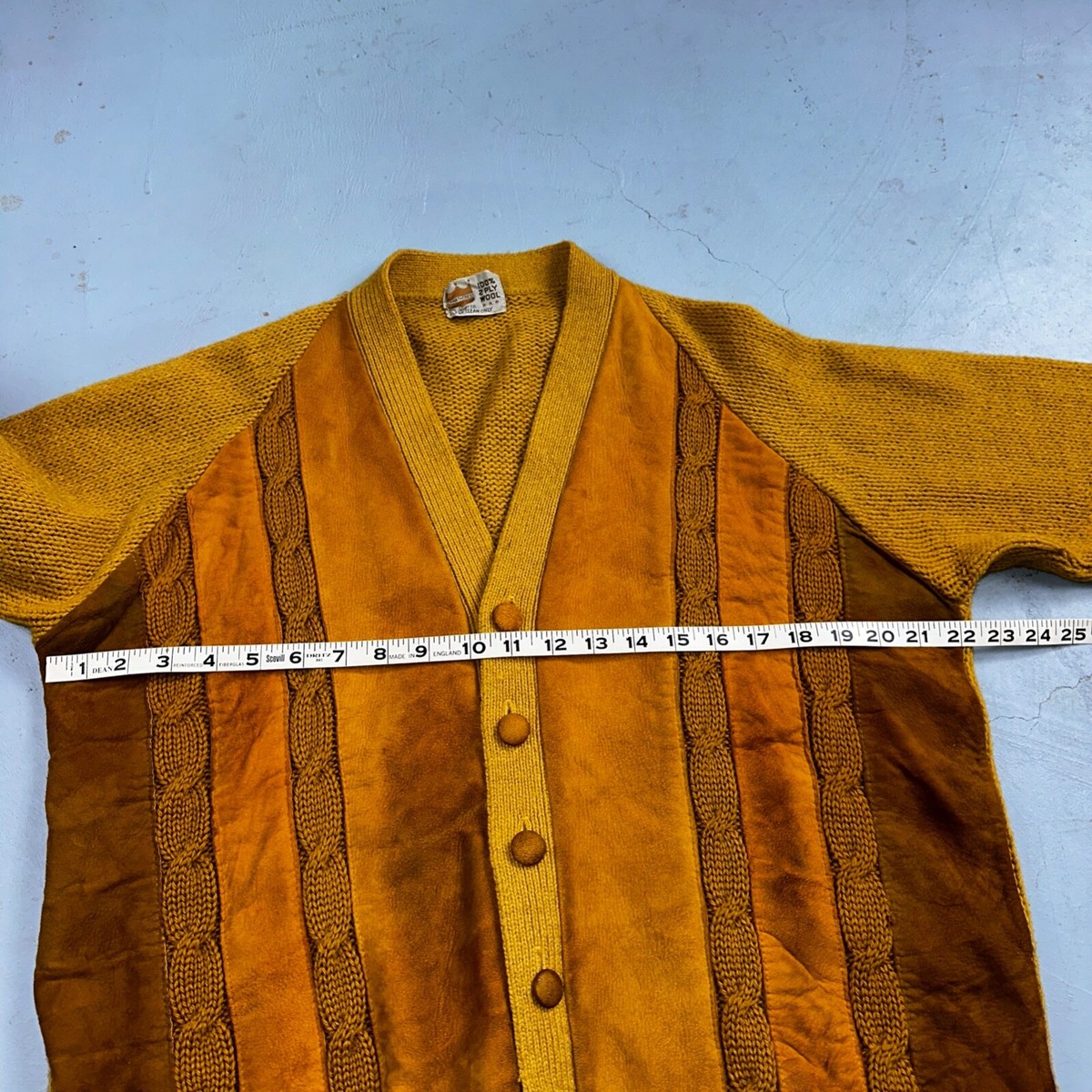 Vintage 60s Grant Crest Wool Cardigan Sweater M Yellow Vintage 60s Grant Crest Wool Cardigan Sweater M Yellow