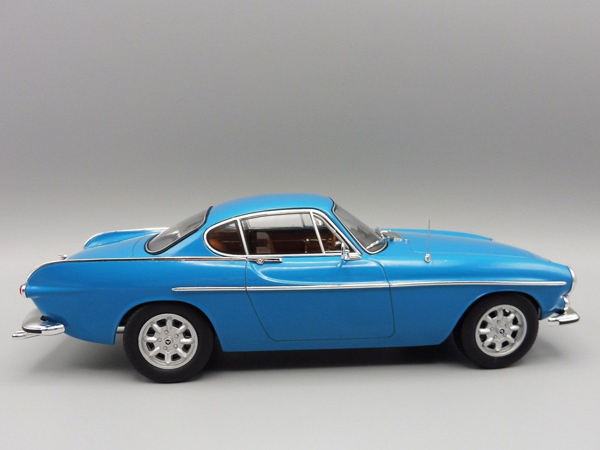 Norev 1:18 Volvo 1800 S Año de construcción 1969 turquesa / azul 188702